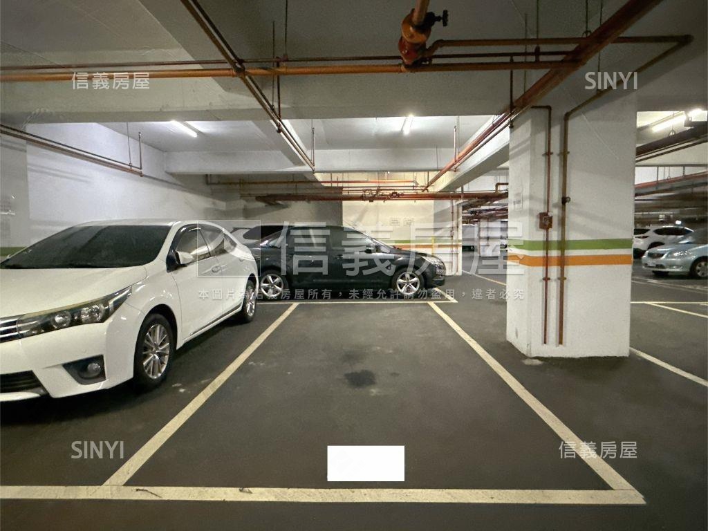 美術館區溫馨兩房平車房屋室內格局與周邊環境