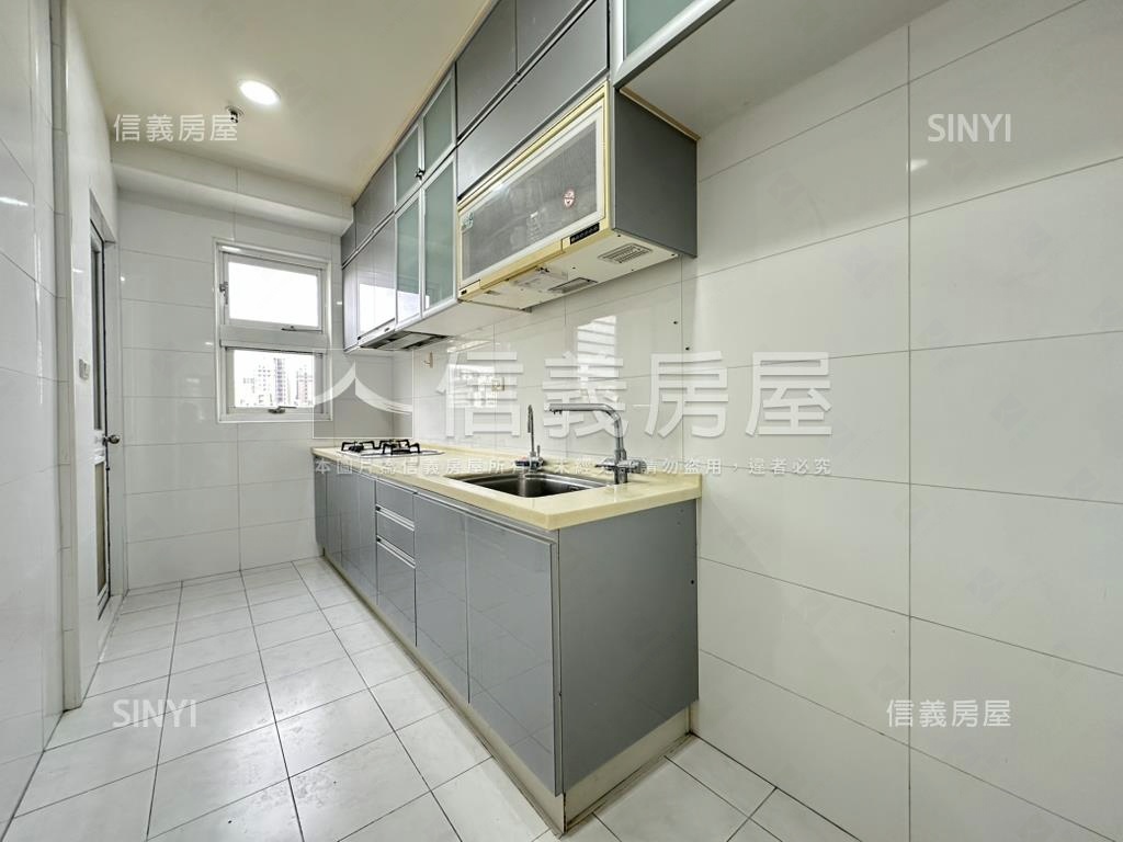 臻藏．園區高質感三房平車房屋室內格局與周邊環境