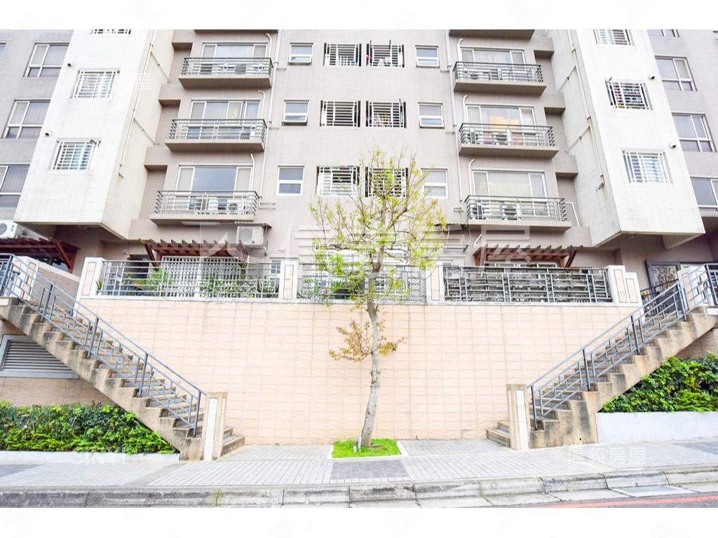 臻藏．園區高質感三房平車房屋室內格局與周邊環境