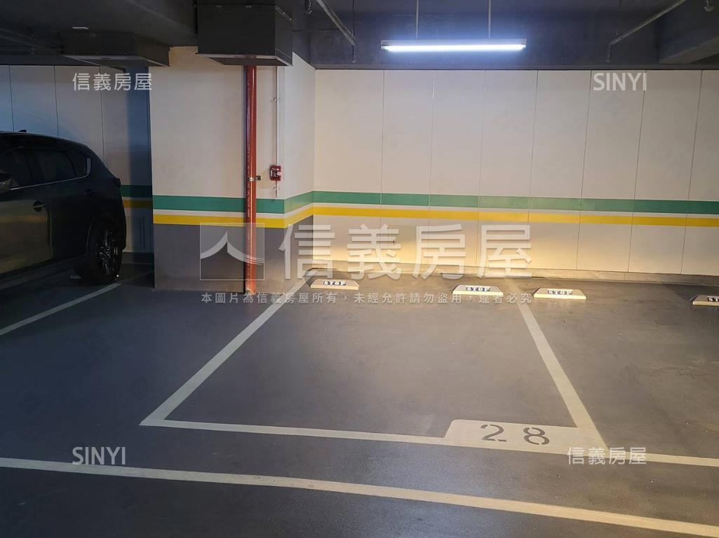 長虹天擎高樓邊間三房車位房屋室內格局與周邊環境