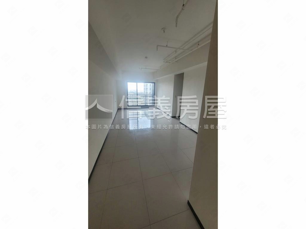 長虹天擎高樓邊間三房車位房屋室內格局與周邊環境