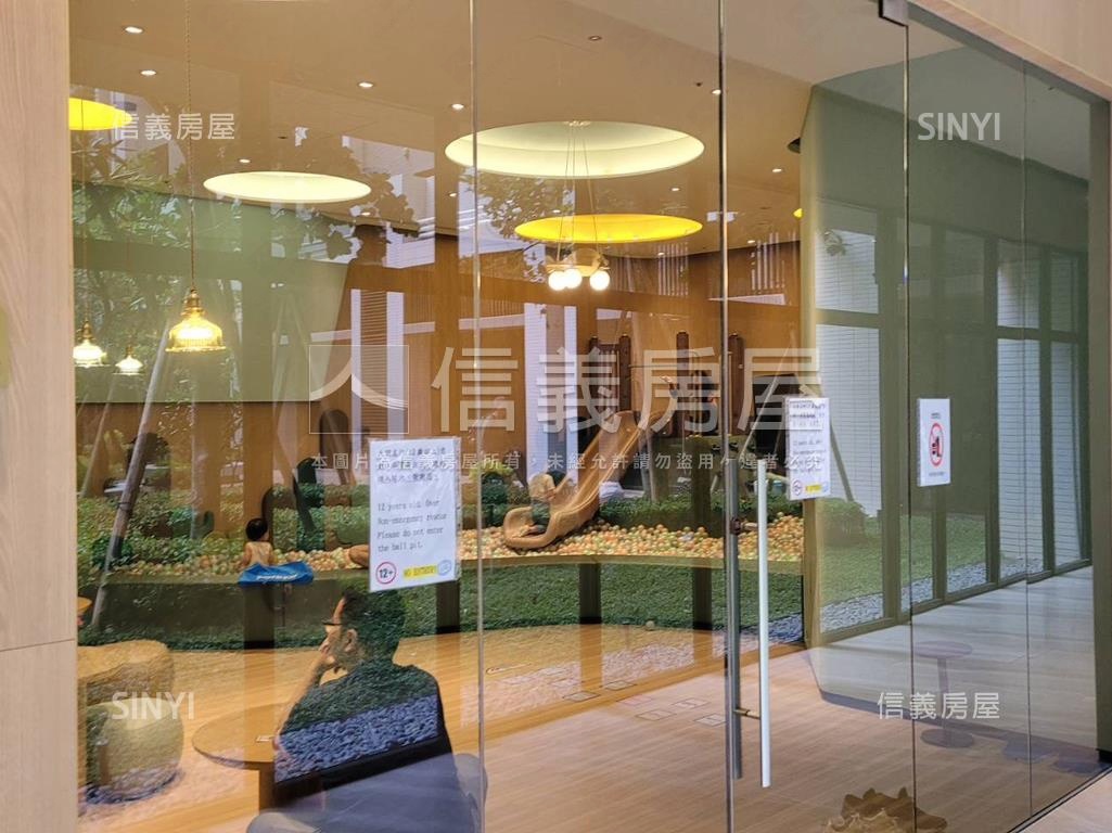 長虹天擎高樓邊間三房車位房屋室內格局與周邊環境