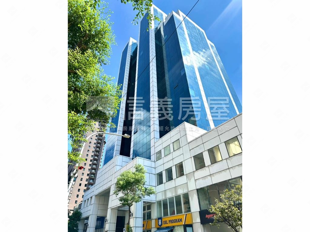 摩天金融辦公有車位房屋室內格局與周邊環境