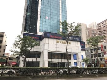 摩天金融辦公有車位