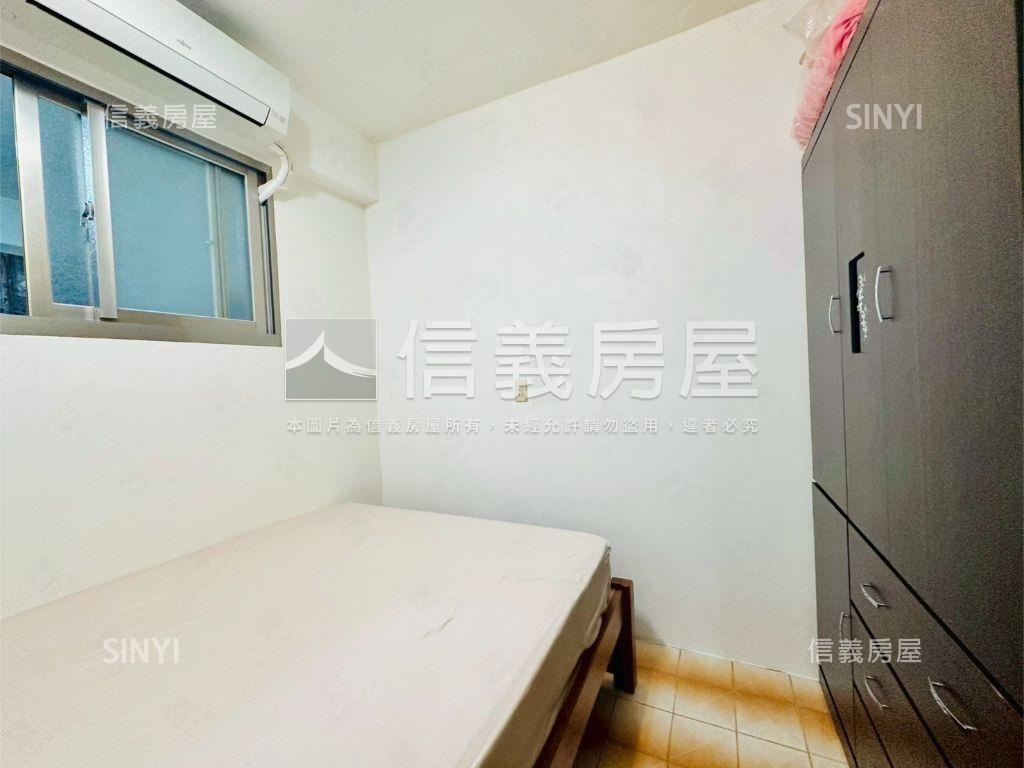 黃金二樓房屋室內格局與周邊環境