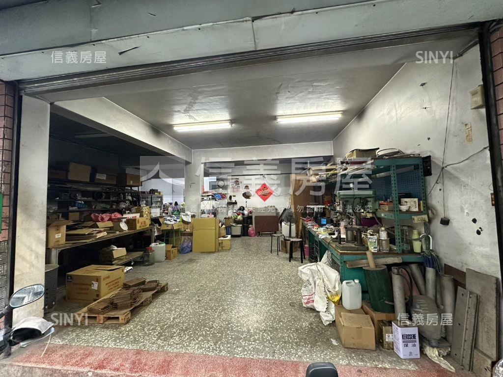 店面雙樓層大空間房屋室內格局與周邊環境