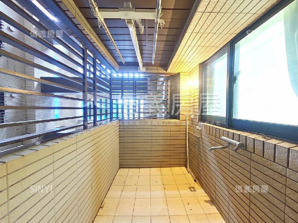 明日城天青大四房附雙車位房屋室內格局與周邊環境