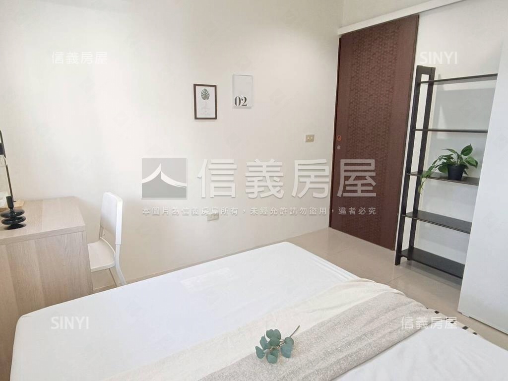 近徐匯中學站珠寶盒房屋室內格局與周邊環境