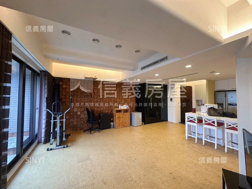 首相花園外棟視野三車位房屋室內格局與周邊環境