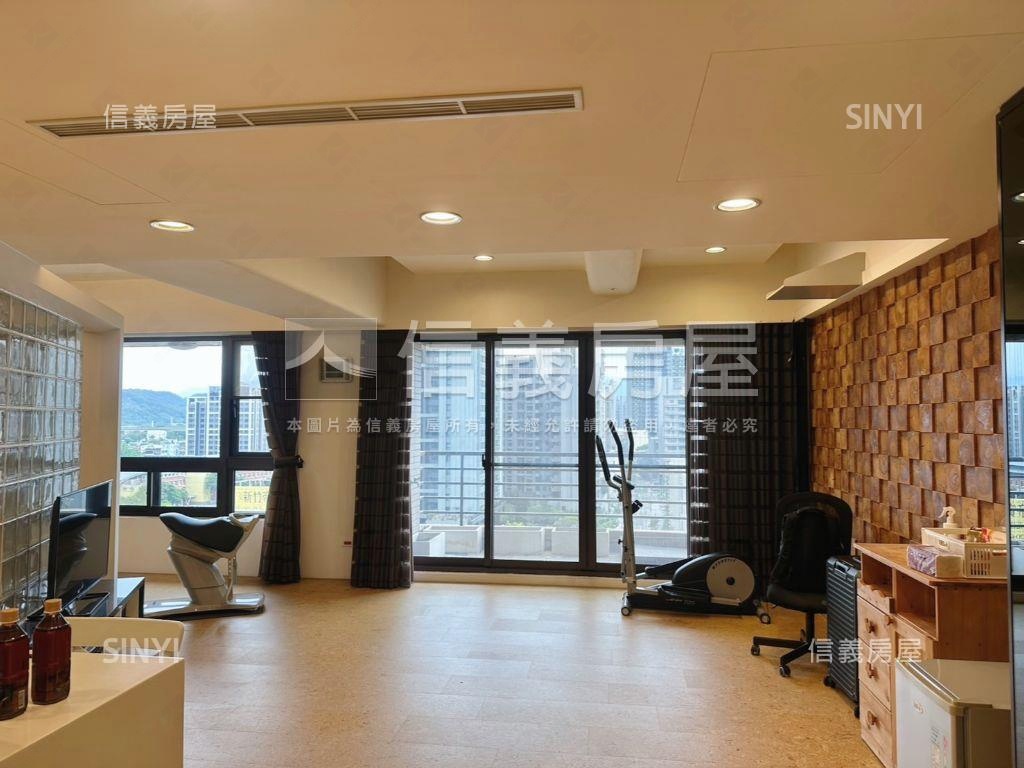 首相花園外棟視野三車位房屋室內格局與周邊環境