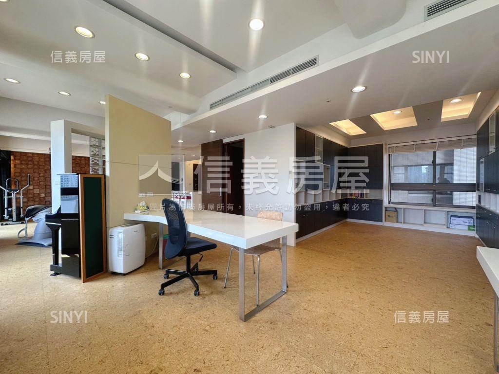 首相花園外棟視野三車位房屋室內格局與周邊環境