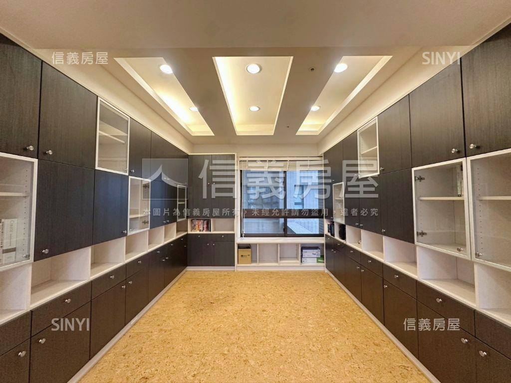 首相花園外棟視野三車位房屋室內格局與周邊環境