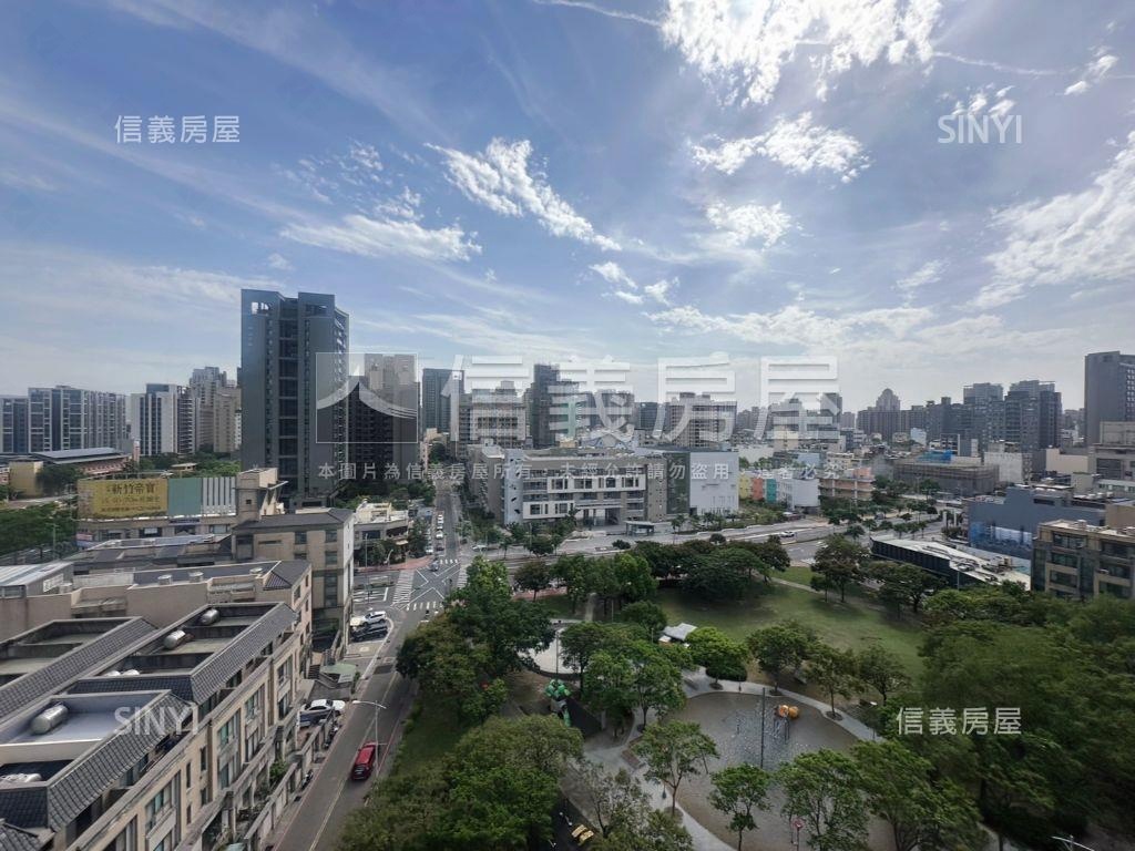 首相花園外棟視野三車位房屋室內格局與周邊環境