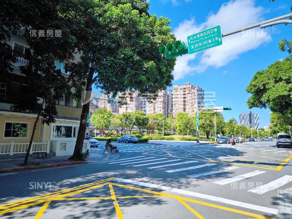 富錦公園漂亮店面房屋室內格局與周邊環境