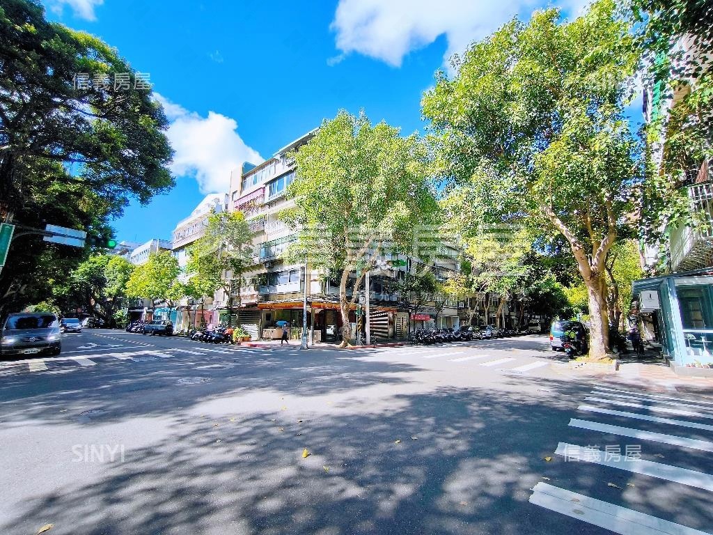 富錦公園漂亮店面房屋室內格局與周邊環境