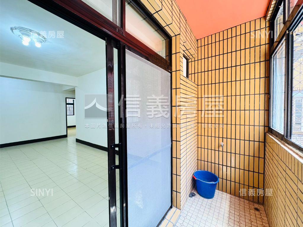 士東國小二樓邊間美寓房屋室內格局與周邊環境