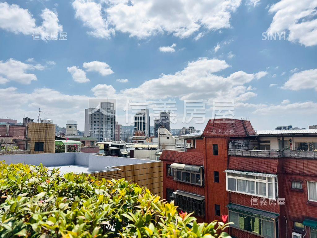 士東國小二樓邊間美寓房屋室內格局與周邊環境