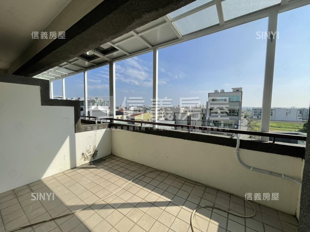 正約２０米路邊間美透天房屋室內格局與周邊環境