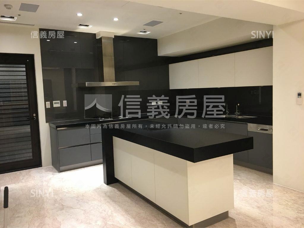 文心森林公園．裝潢豪邸房屋室內格局與周邊環境