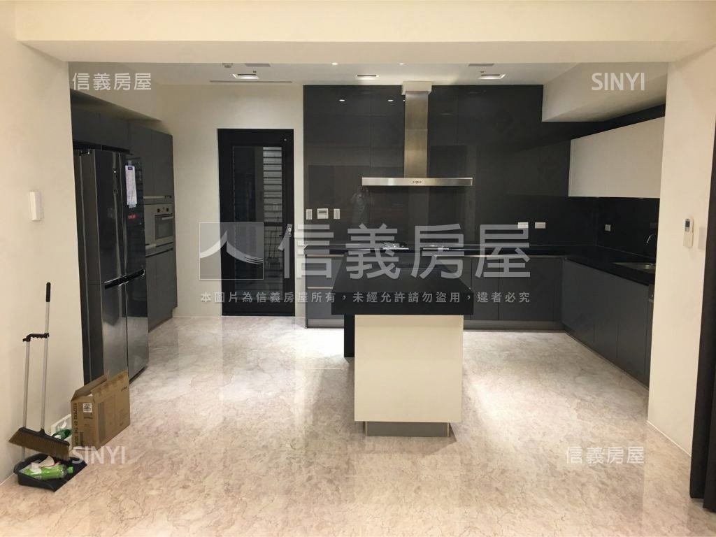 文心森林公園．裝潢豪邸房屋室內格局與周邊環境