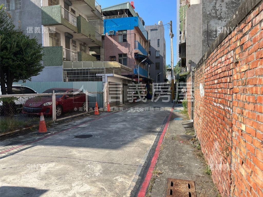 一層一戶陽台進出公寓房屋室內格局與周邊環境