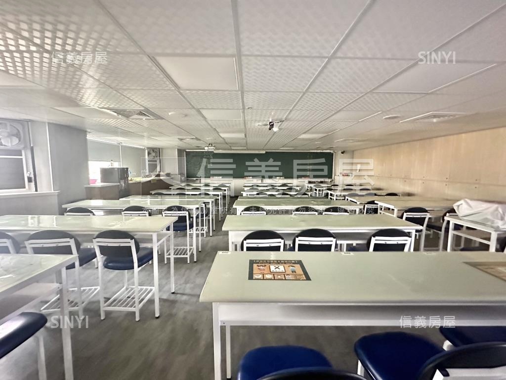 雄中對面近百坪收租金商辦房屋室內格局與周邊環境