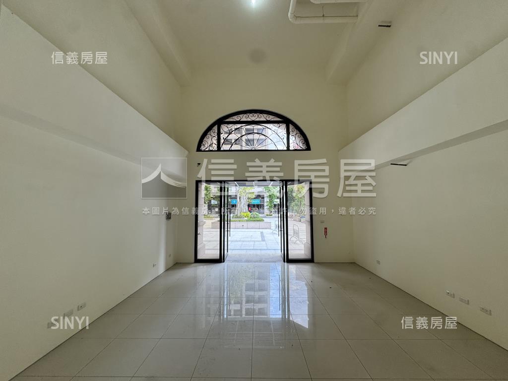 銘鑄登峰店面１房屋室內格局與周邊環境