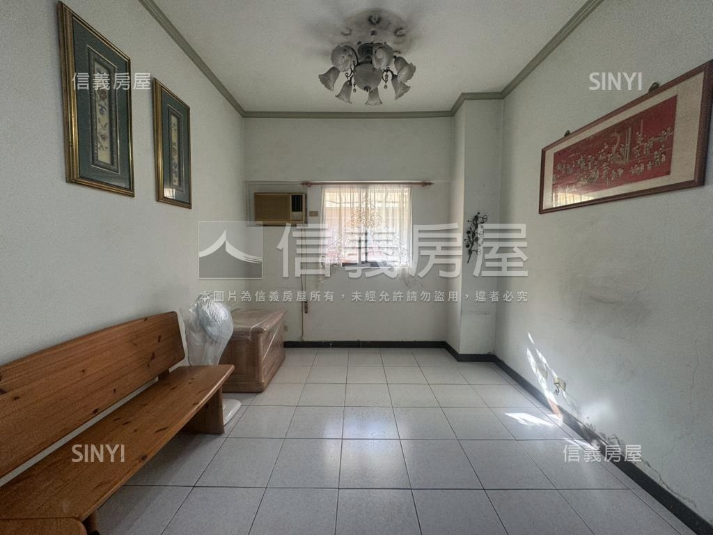 昌平街方正兩房房屋室內格局與周邊環境