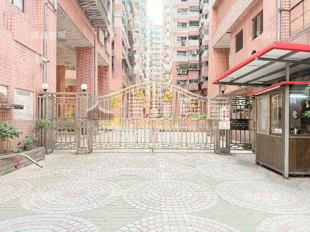 昌平街方正兩房房屋室內格局與周邊環境