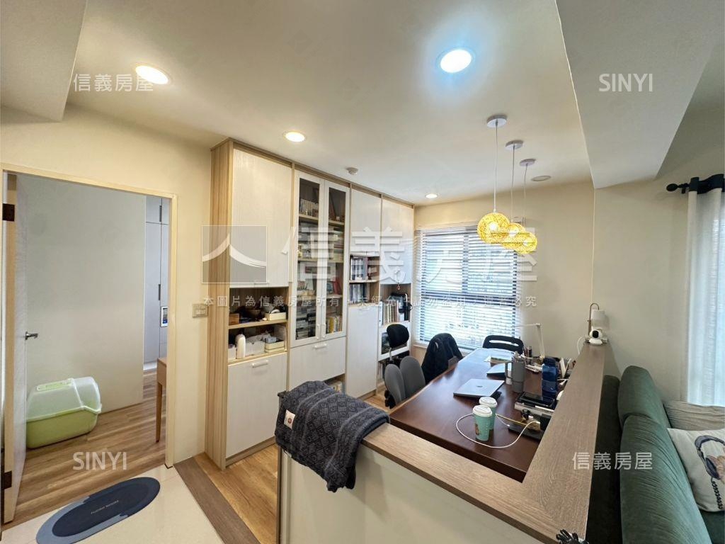 一月春語三房平車信義獨賣房屋室內格局與周邊環境