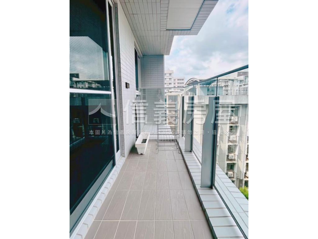 誠意出售藝舍新屋房屋室內格局與周邊環境