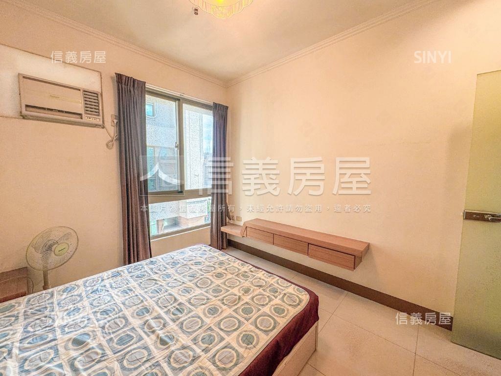亞歷山大精美兩房房屋室內格局與周邊環境