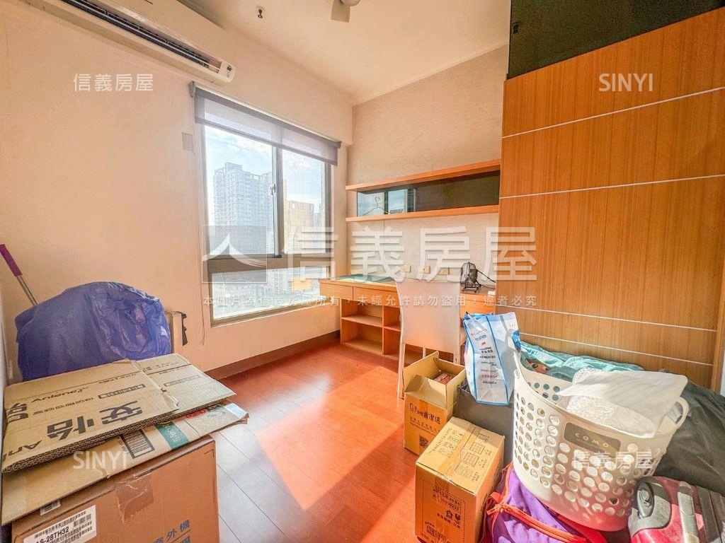 亞歷山大精美兩房房屋室內格局與周邊環境