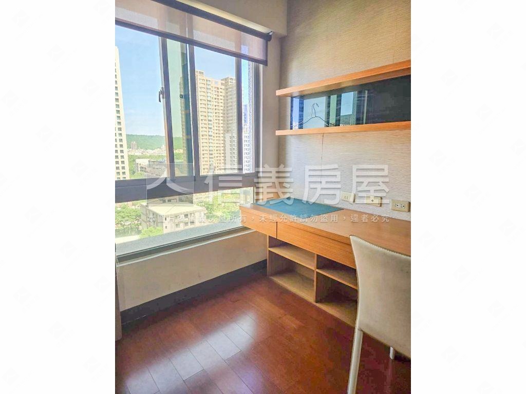 亞歷山大精美兩房房屋室內格局與周邊環境