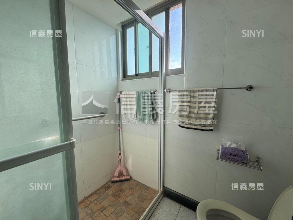 亞歷山大精美兩房房屋室內格局與周邊環境
