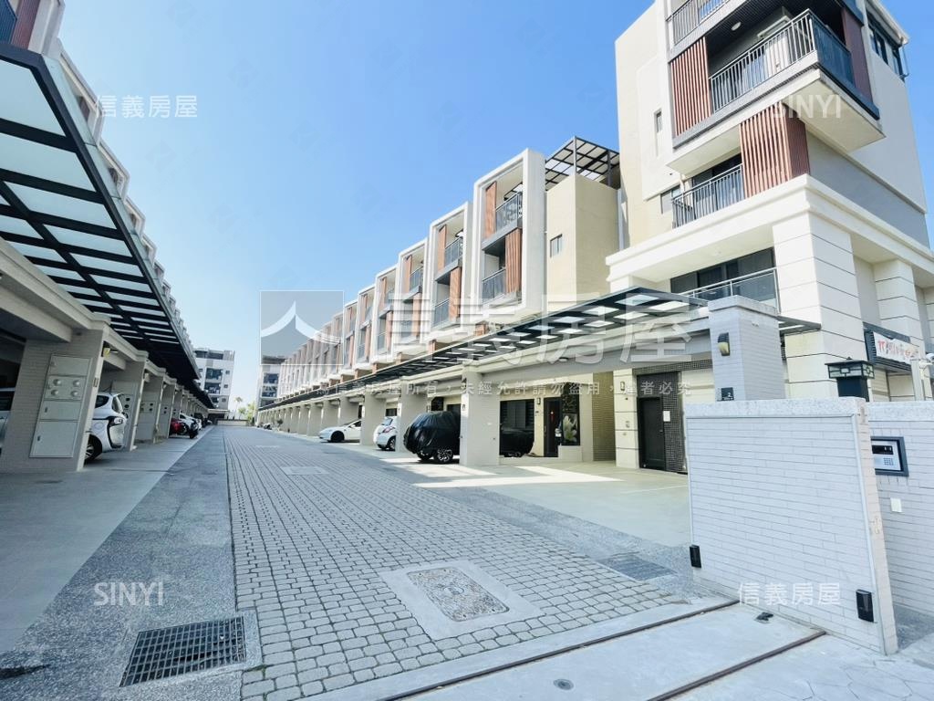 ＬＭ傳統格局．雙車再現房屋室內格局與周邊環境