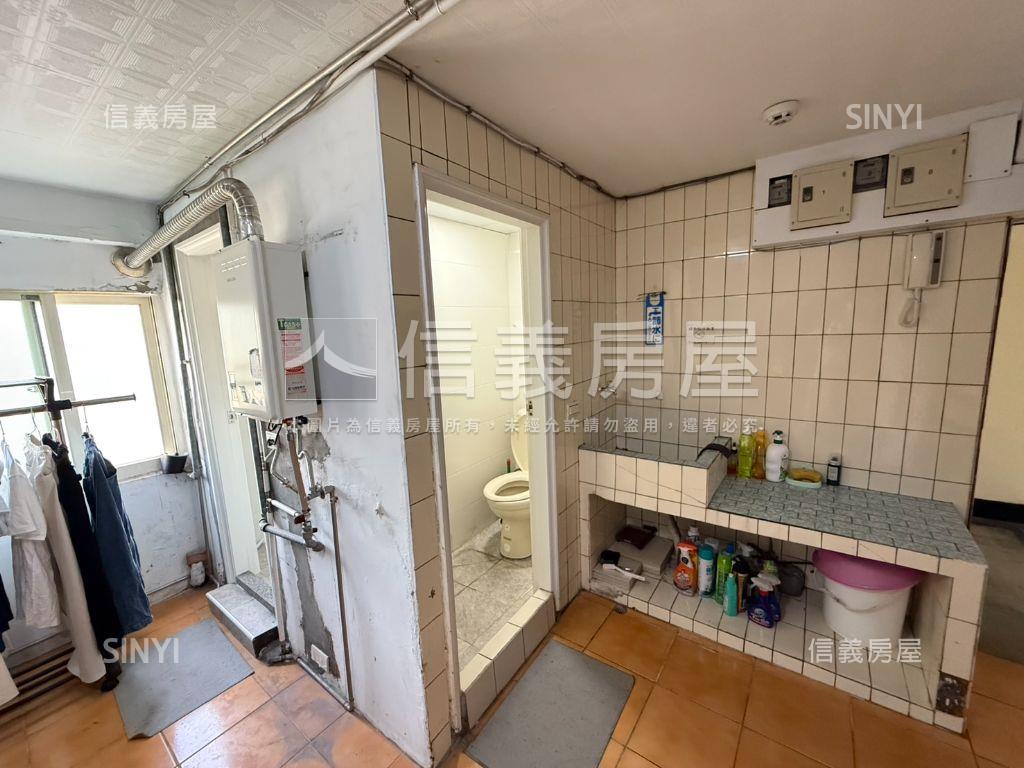中山北雙數巷近運動中心房屋室內格局與周邊環境