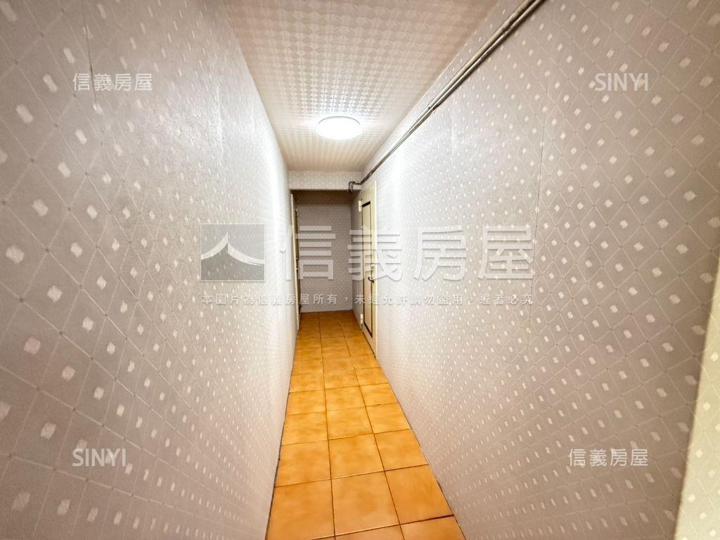 中山北雙數巷近運動中心房屋室內格局與周邊環境