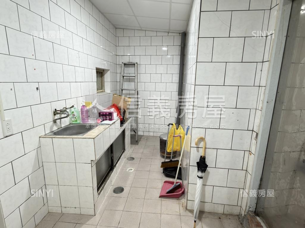 虎尾正中正路黃金透店！房屋室內格局與周邊環境