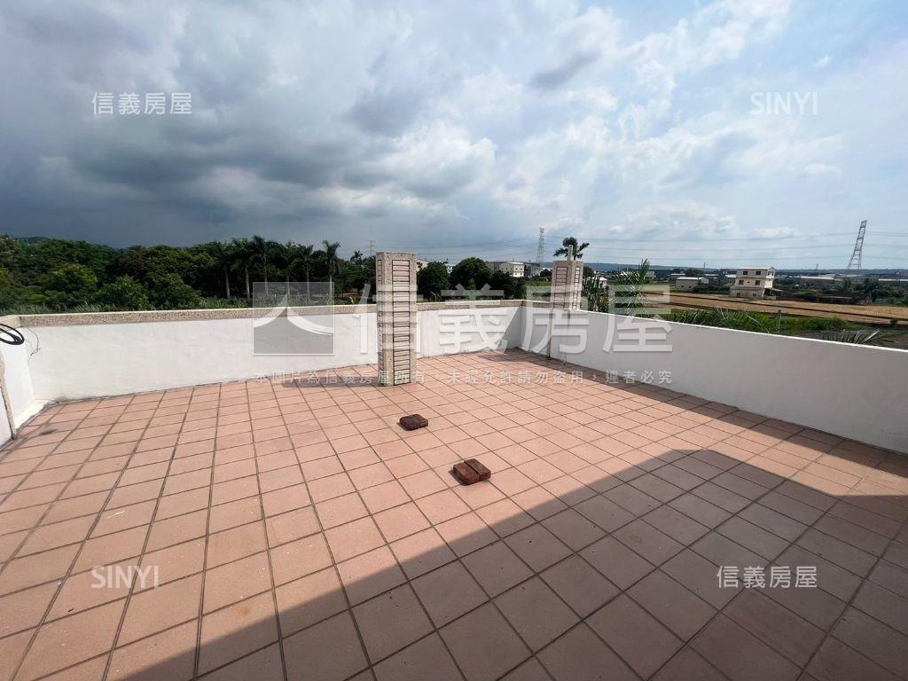 稀有大地坪方正美農舍房屋室內格局與周邊環境