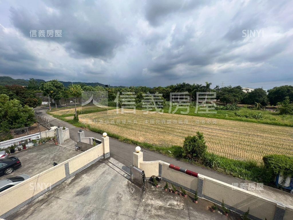 稀有大地坪方正美農舍房屋室內格局與周邊環境