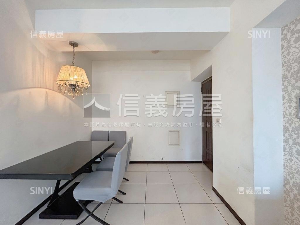 鼎藏晶華二期兩房車位房屋室內格局與周邊環境