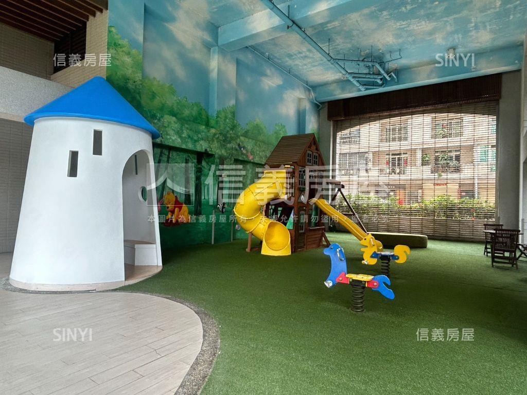 鼎藏晶華二期兩房車位房屋室內格局與周邊環境