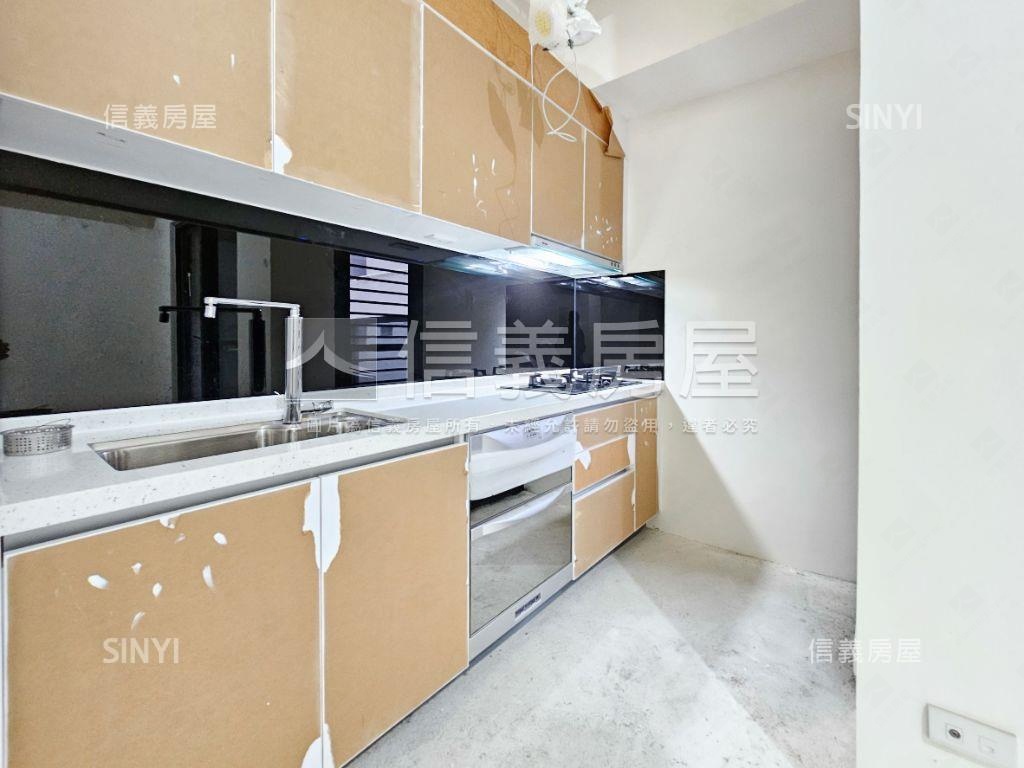 鵬躍序高樓兩房車位房屋室內格局與周邊環境