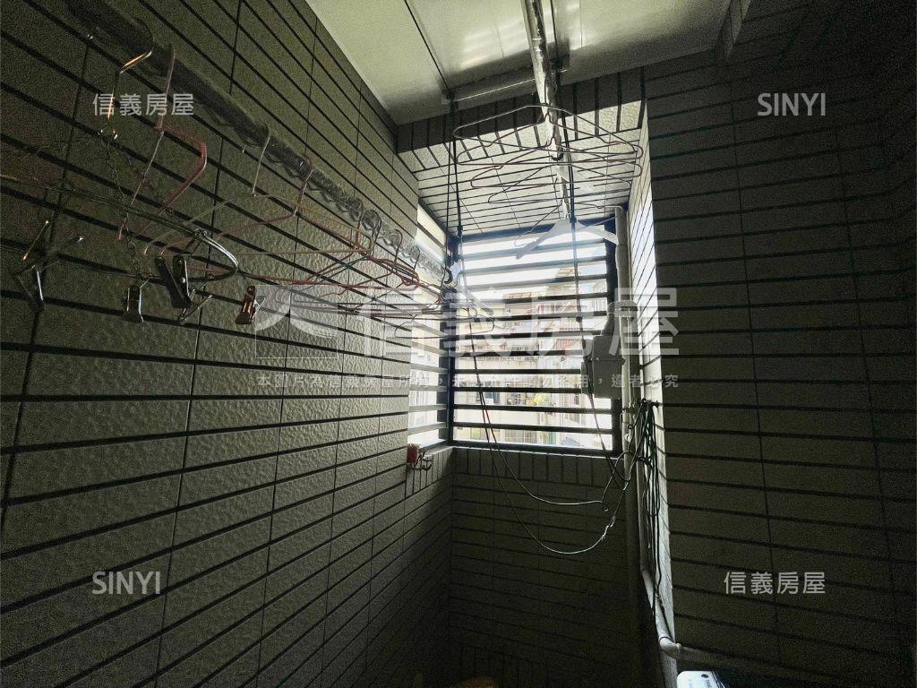 優質雋品兩房車位房屋室內格局與周邊環境