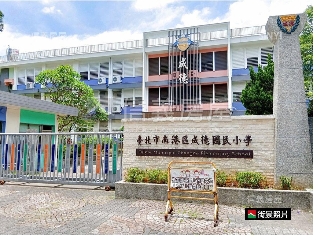商業地近後山埤站公寓二樓房屋室內格局與周邊環境