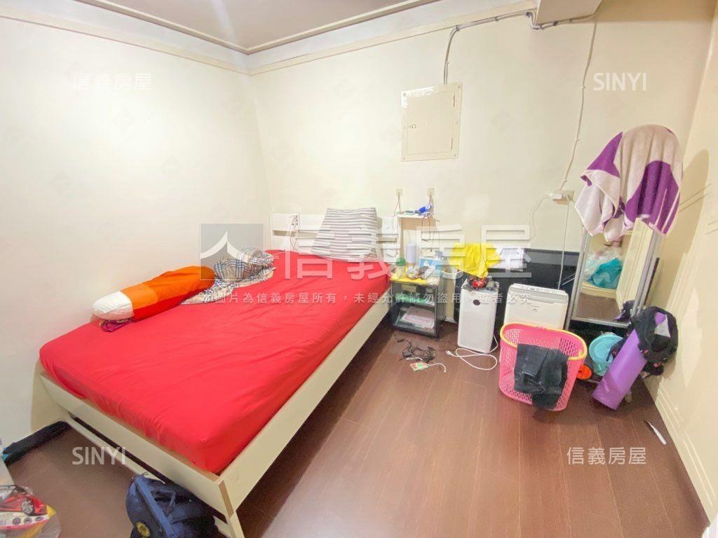 民生社區朝南新東低總一樓房屋室內格局與周邊環境