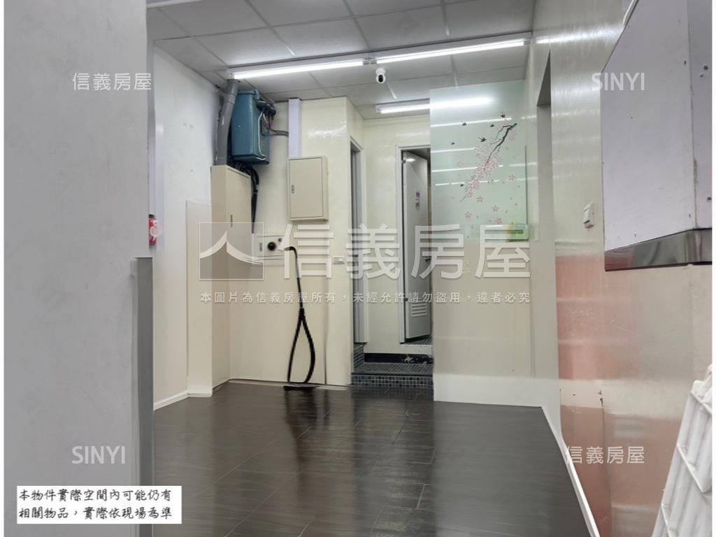 內湖三角窗大面寬金店房屋室內格局與周邊環境