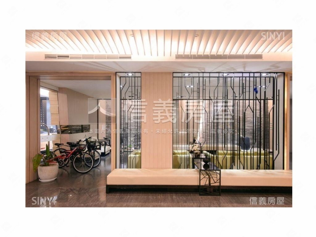 高雄新站商圈旅店房屋室內格局與周邊環境