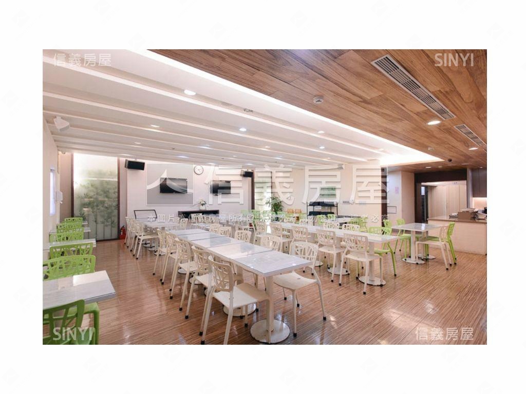 高雄新站商圈旅店房屋室內格局與周邊環境